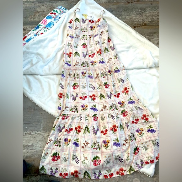 Monteau Dresses & Skirts - NWT Monteau Linen Blend Flowers Patterned Maxi Dress